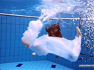 amazing unshaved underwatershow by Marketa